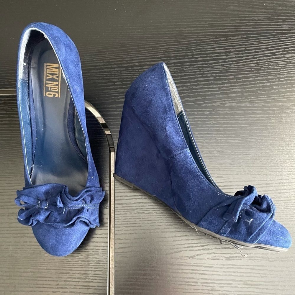 Mix No. 6 Olivia Blue Ruffle Toe Wedge Shoe, 9.5